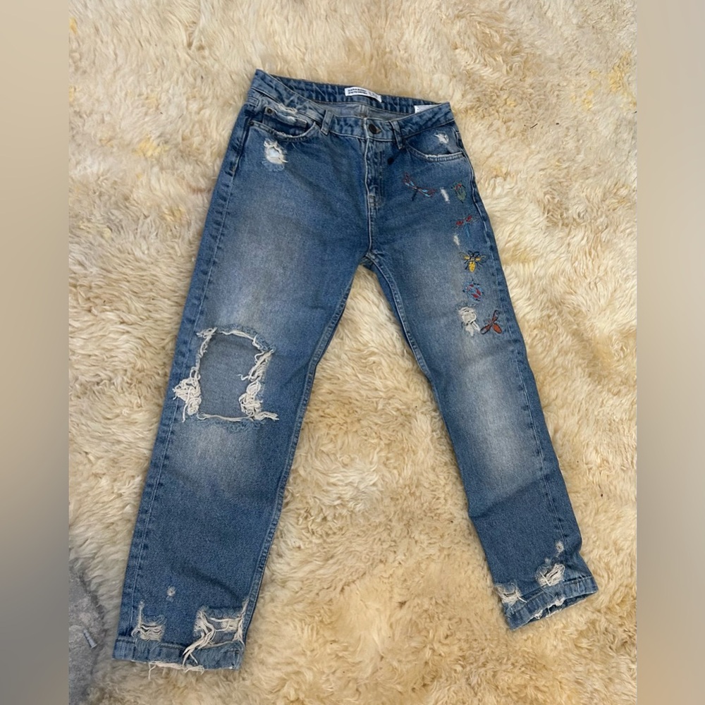 Zara | Destroyed Boyfriend Jeans Bug Embroidered‎ 2